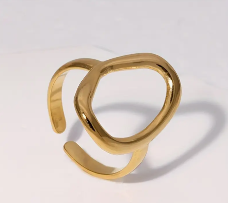 Aurora Oval Ring - 18k