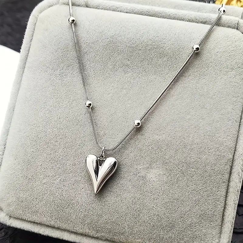 Heart lock  necklace (silvery)